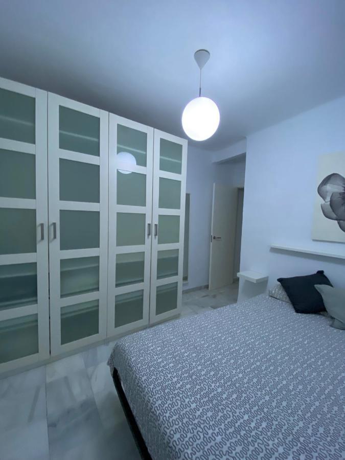 Beautiful Apartment In Historic City Center Sevilha Exterior foto